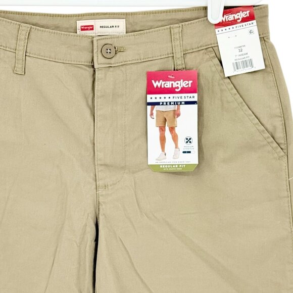 Wrangler Men's Five Star Premium Stretch Regular Fit Tan Shorts Size 32x7 NWT - Picture 3 of 11